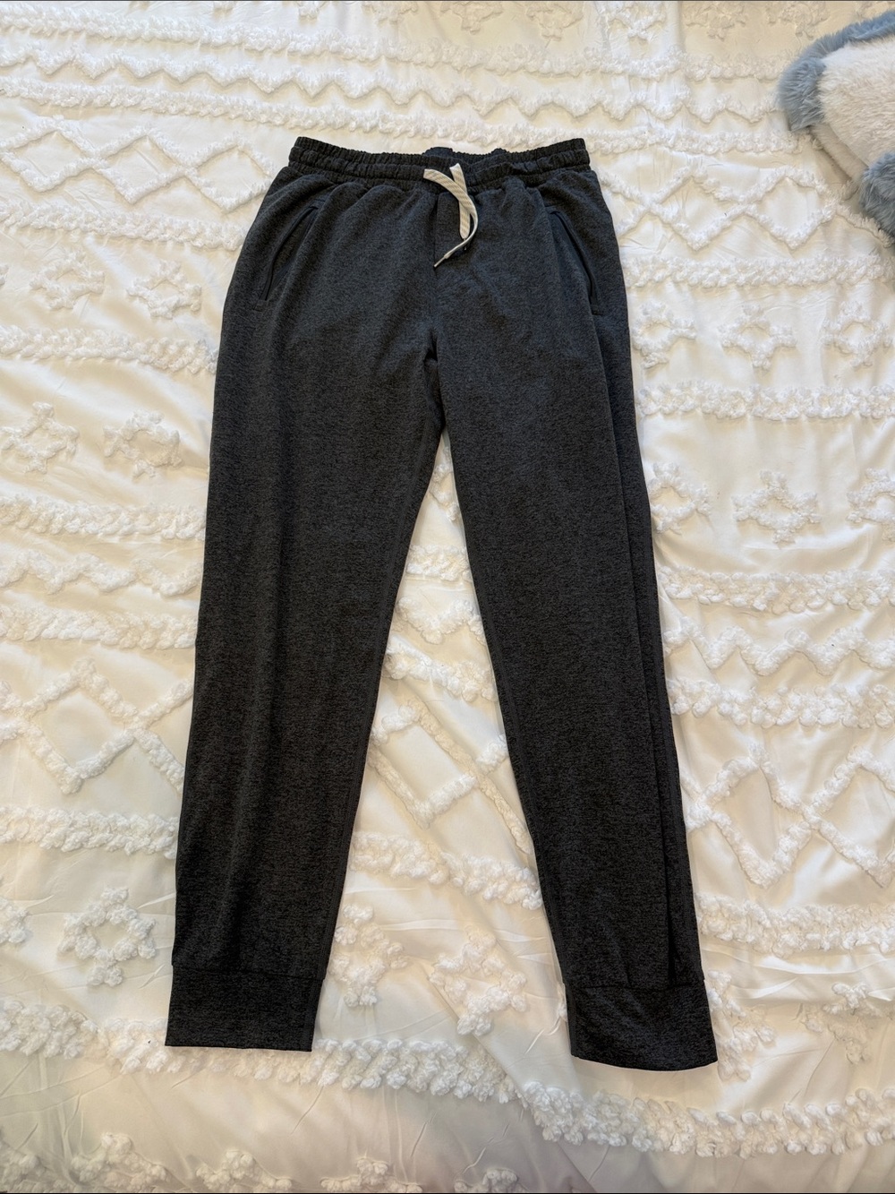 Vuori Charcoal Drawstring Joggers great condition